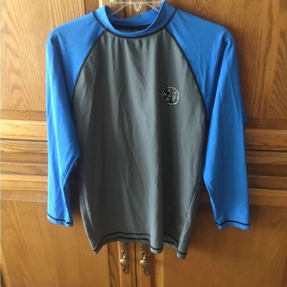 Maui & Sons rashguard